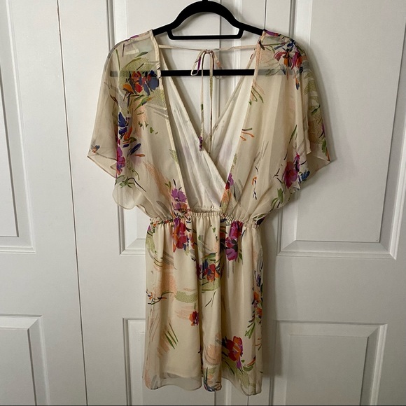 Kimchi Blue Open Back Dress - Picture 2 of 4